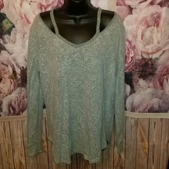 Cherish Heather Gray Cold Shoulder Sweater L Soft - Picture 1 of 4